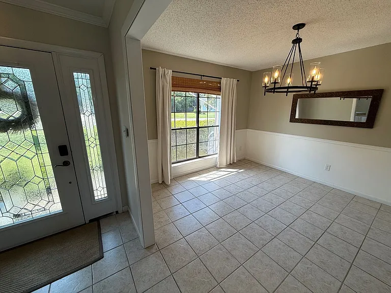 1380 Calcutta Dr — Photo 12