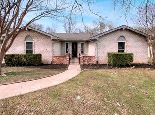 1108 Randy Rd, Cedar Hill, TX 75104