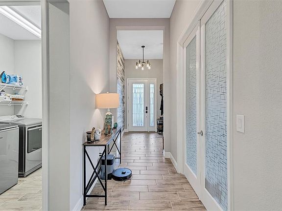 4th image of 12717 OAK HILL WAY