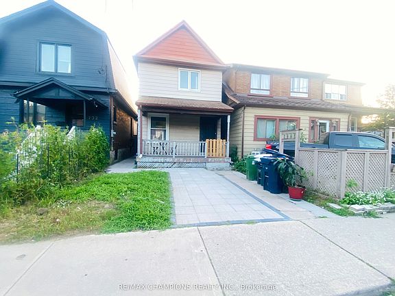 3rd image of 734 Willard Ave