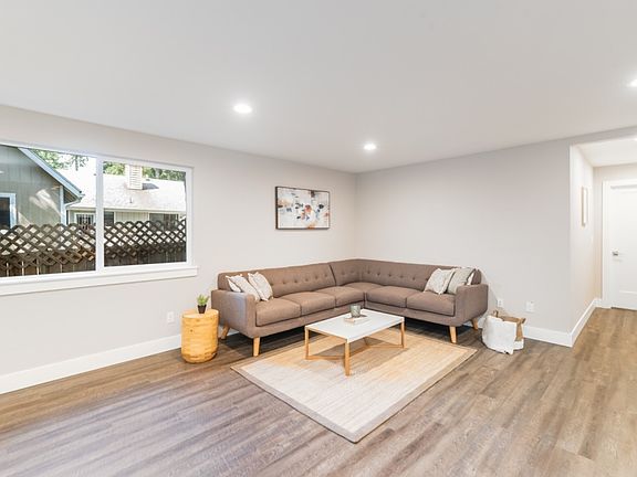 5th image of 4011 59th Street Ct NW