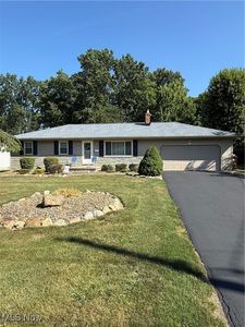 1814 Alverne Dr, Youngstown, OH, 44514