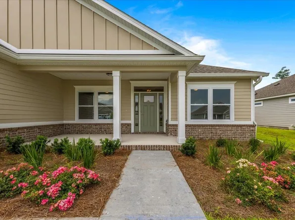 83 Springdale Dr, Crawfordville, FL 32327