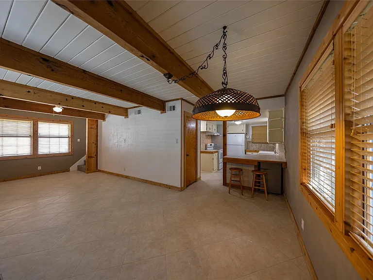 22 Stonehouse Cir — Photo 6