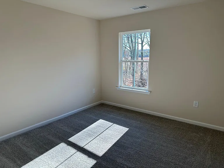 403 Glen Clova Dr — Photo 12
