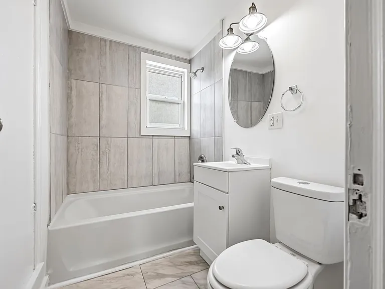 519 Vine St — Photo 18