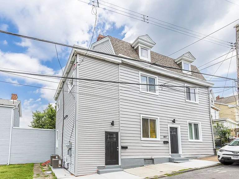 07 - 807 Eureka — Photo 12