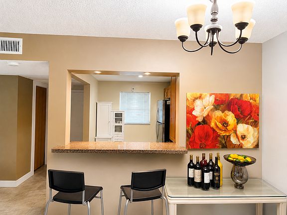 3rd image of 4311 Crystal Lake Dr APT 104