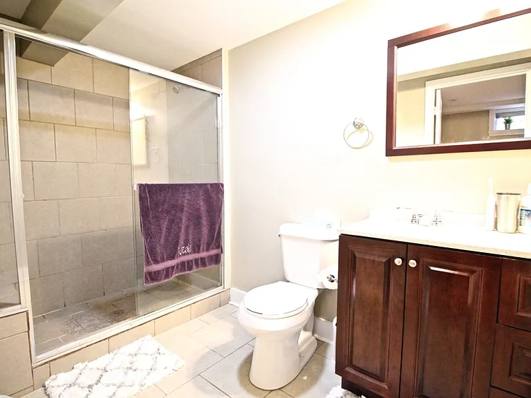 Plaza La Belle Apartments — Photo 65