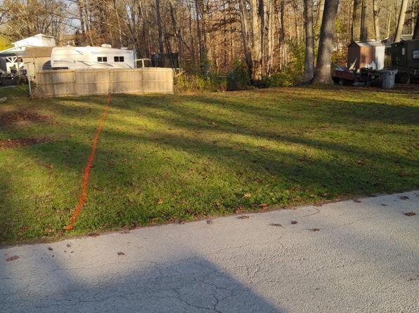 147 Cardinal Ln #35 & 36, Worthville, KY 41098