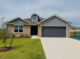 1205 E Ruger Ln, Mustang, OK 73064