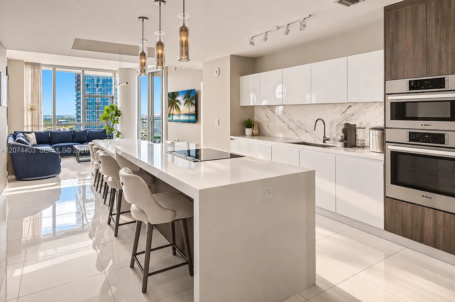 Paramount Miami Worldcent — Photo 2