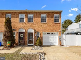 9976 Crestmont Ave, Philadelphia, PA 19114