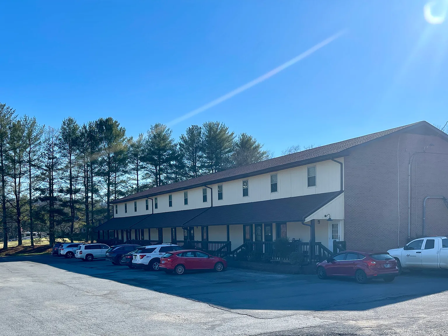 2 bed, $1,050 — Photo 1