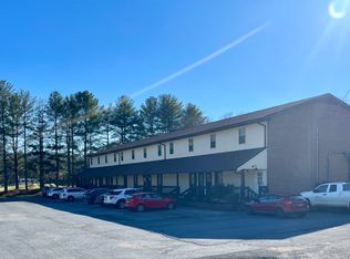 1021 Fall Creek Rd APT 8, Blountville, TN 37617