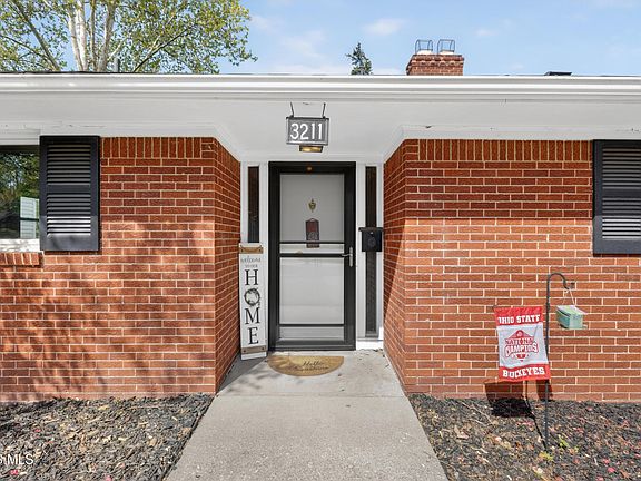 3rd image of 3211 Aldringham Rd