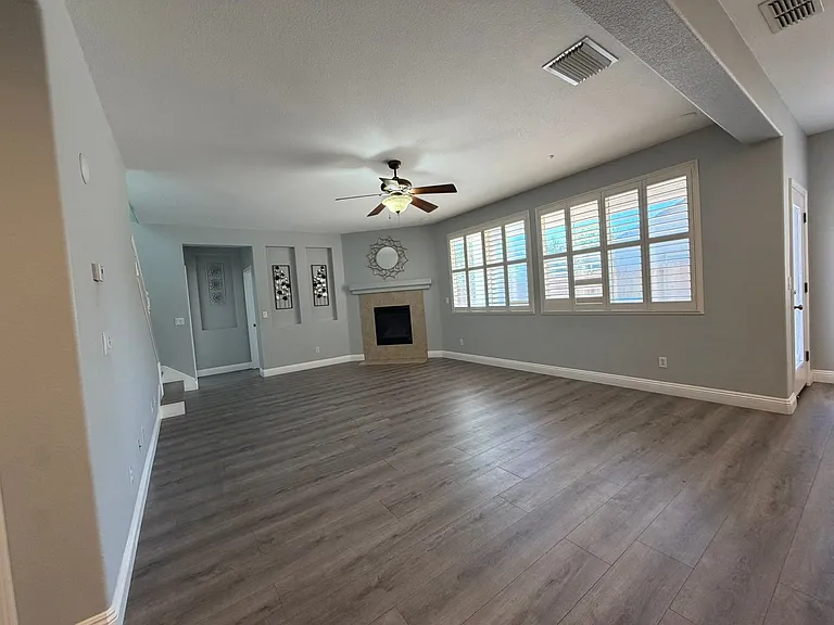 5418 Halas Ct — Photo 39