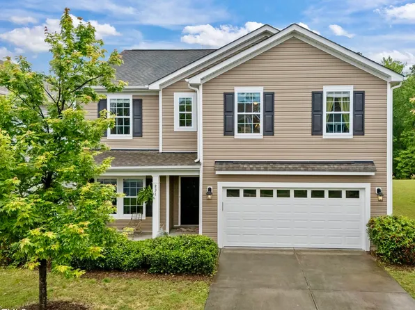 831 Poplar St, Durham, NC 27703