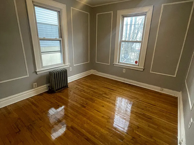 185 Leslie St #1A — Photo 5