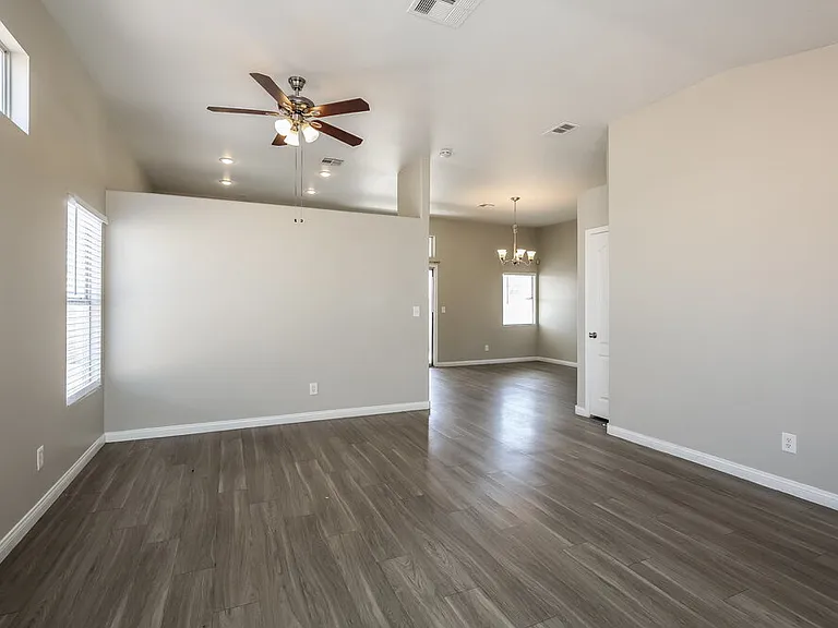 3219 Panamint Ct — Photo 5