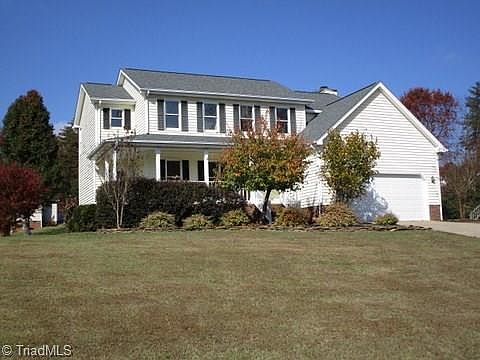1st image of 415 Sherwood Ct