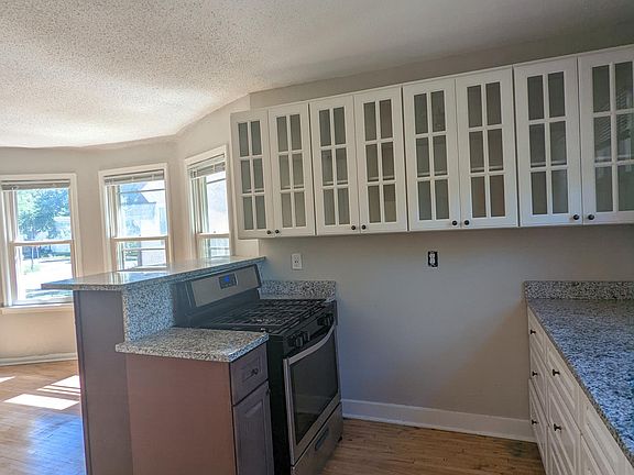 5th image of 4725 Excelsior Blvd #98d10b53e