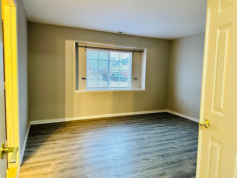 22063 Fairlane Blvd — Photo 3