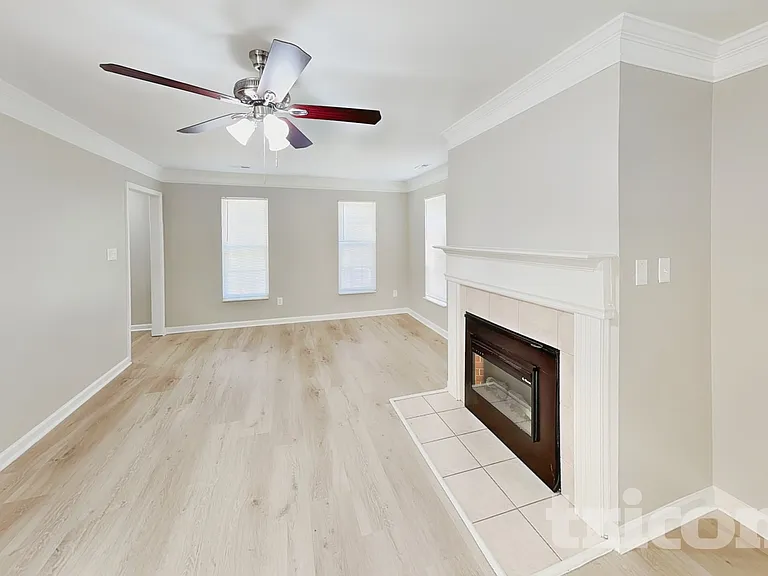 3906 Windsorwood Ct — Photo 3