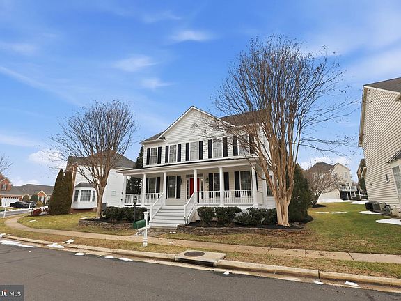 3rd image of 6417 Morven Park Ln