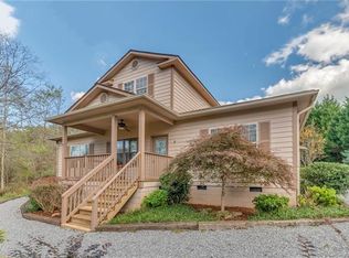 146 Apple Meadow Ct, Lake Lure, NC 28746