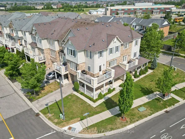 800 Fowles Ct, Milton, ON L9T 0Z8