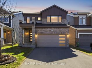 652 Continental Ave, Ottawa, ON K2V0R1