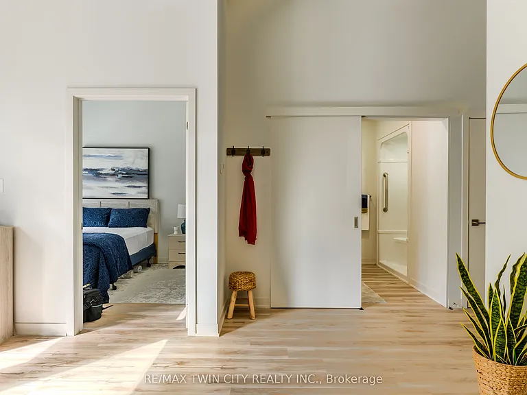 152 N Park St #118 — Photo 8