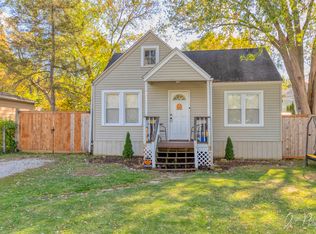 7437 N Oak St, Wonder Lake, IL