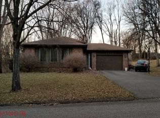 13104 Sheffield Curv, Minnetonka, MN 55305