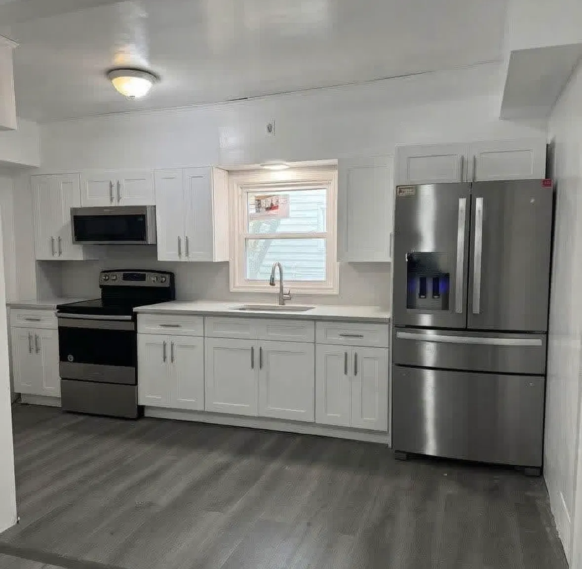 3 bed, 1380 sqft, $2,000 — Photo 1