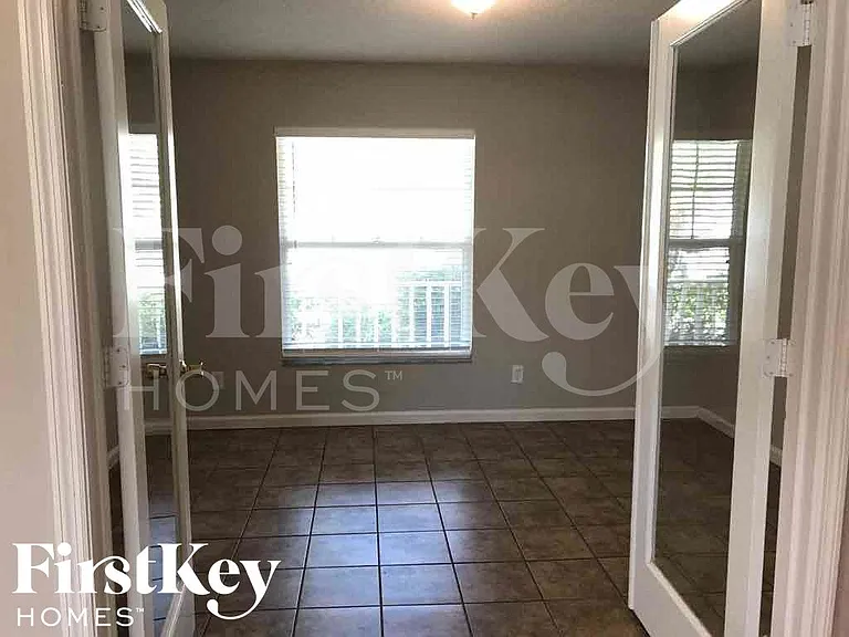 11764 Shirburn Cir — Photo 11
