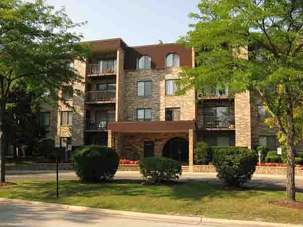 2nd image of 2150 Valencia Dr APT 309