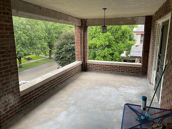 5th image of 421 Gladstone Blvd #3N