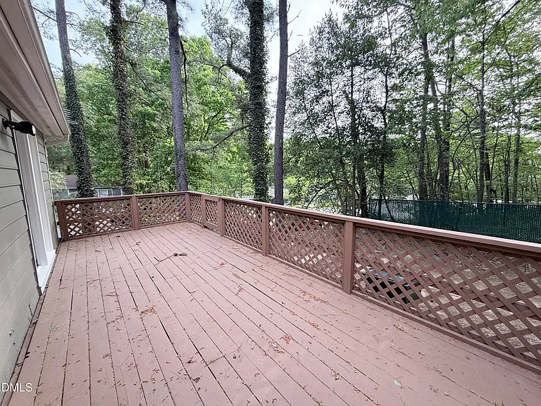 5544 Sharpe Dr — Photo 14