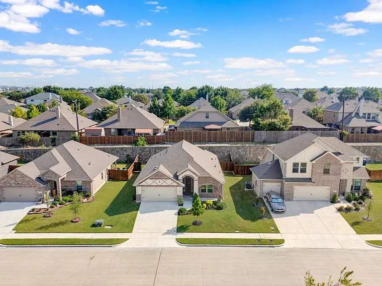 521 Hillcrest Cir — Photo 31