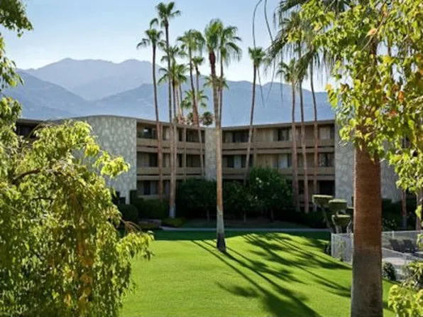 2424 E Palm Canyon Dr APT 2B, Palm Springs, CA 92264