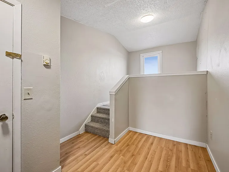 106 E 5th St #3 — Photo 14