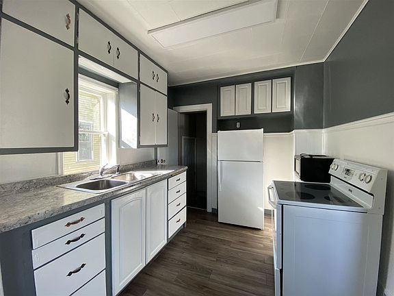 4th image of 822 E Park St