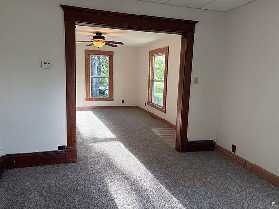 3rd image of 508 E 1st St