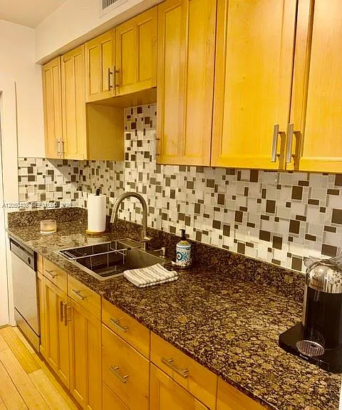 1242 Alton Rd #205 — Photo 9