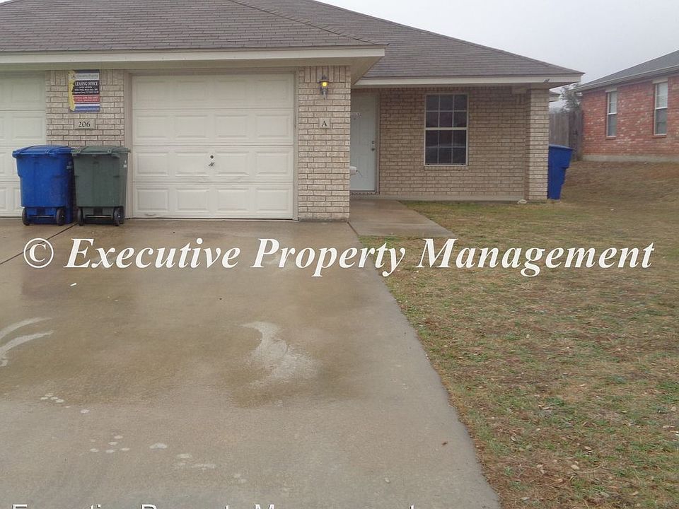 1st image of 206 Janelle Dr APT A