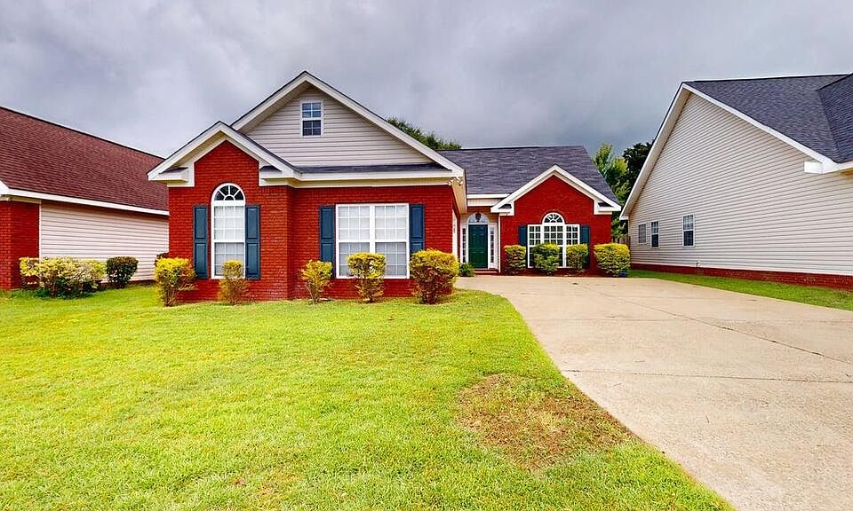 1st image of 110 Princeton Dr