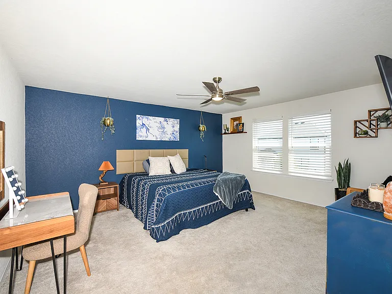 809 Beacon Hts — Photo 23