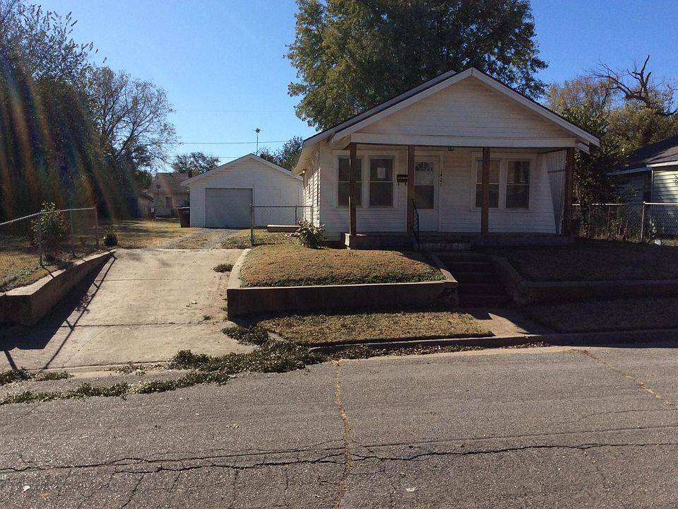 1st image of 1421 E Elm Ave